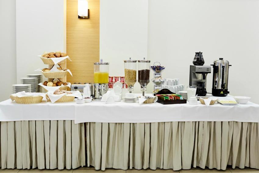 Centrum Okopowa 55 Warsaw Luaran gambar